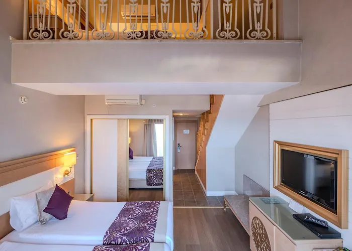 リゾート Villa Side Residence シダ