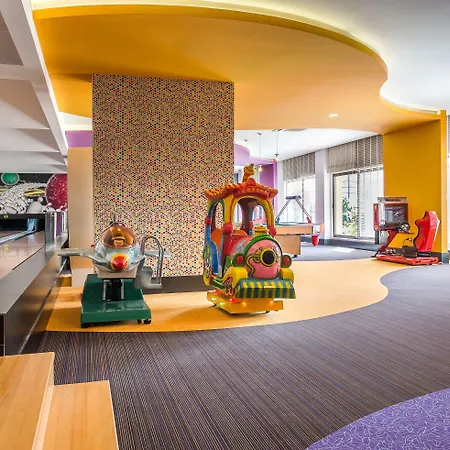 سايد ريزيدانس 5*